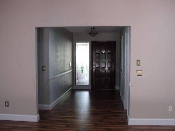 3rd image of 504 Black Ironwood Dr