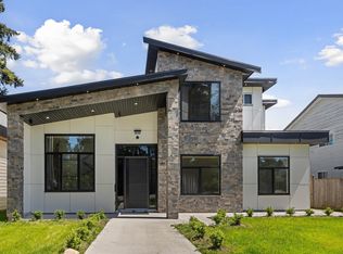 9112 156th St, Surrey, BC V3R4K8