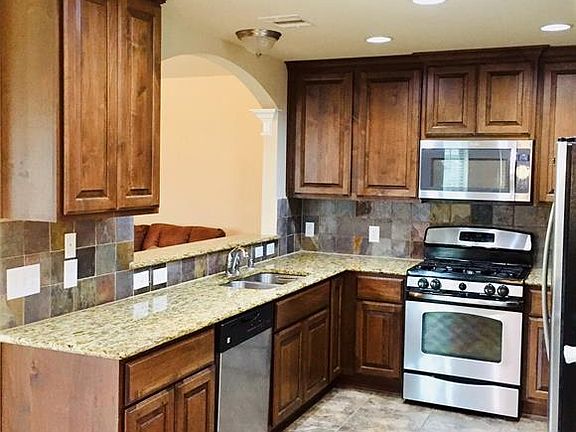 4th image of 2305 Shadow Canyon Ct