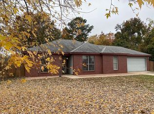 2811 Forest Dr, Bryant, AR 72022