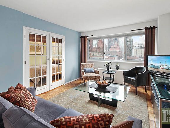 3rd image of 401 E 65th St APT 9E