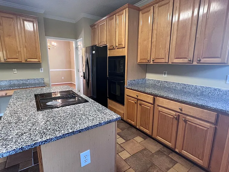 201 Tecumseh Ct — Photo 11
