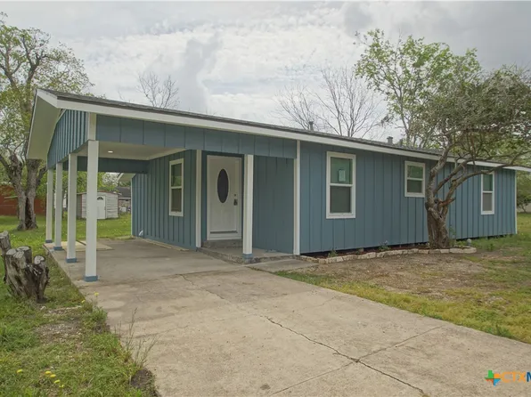 1106 Harvey Ln, Victoria, TX 77901