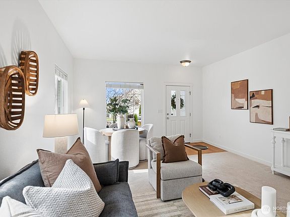 4th image of 8805 81st Drive NE
