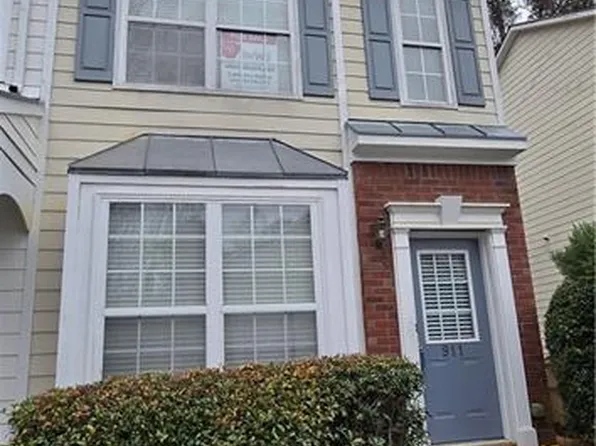 911 Redwood Dr, Norcross, GA 30093