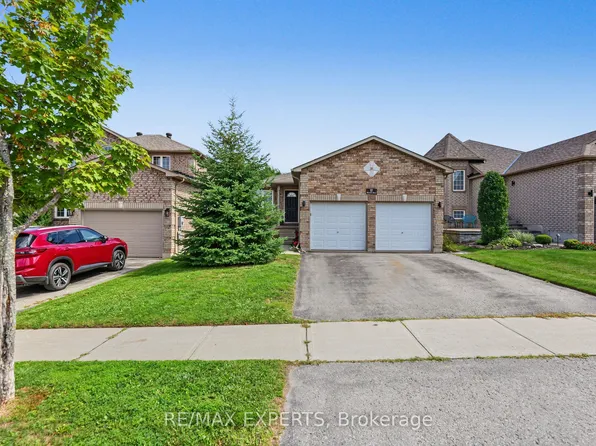 17 Michelle Dr, Barrie, ON L4N 5Y1