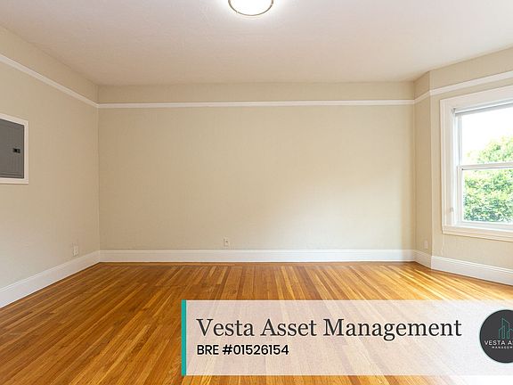 2nd image of 3146 Divisadero St APT 101