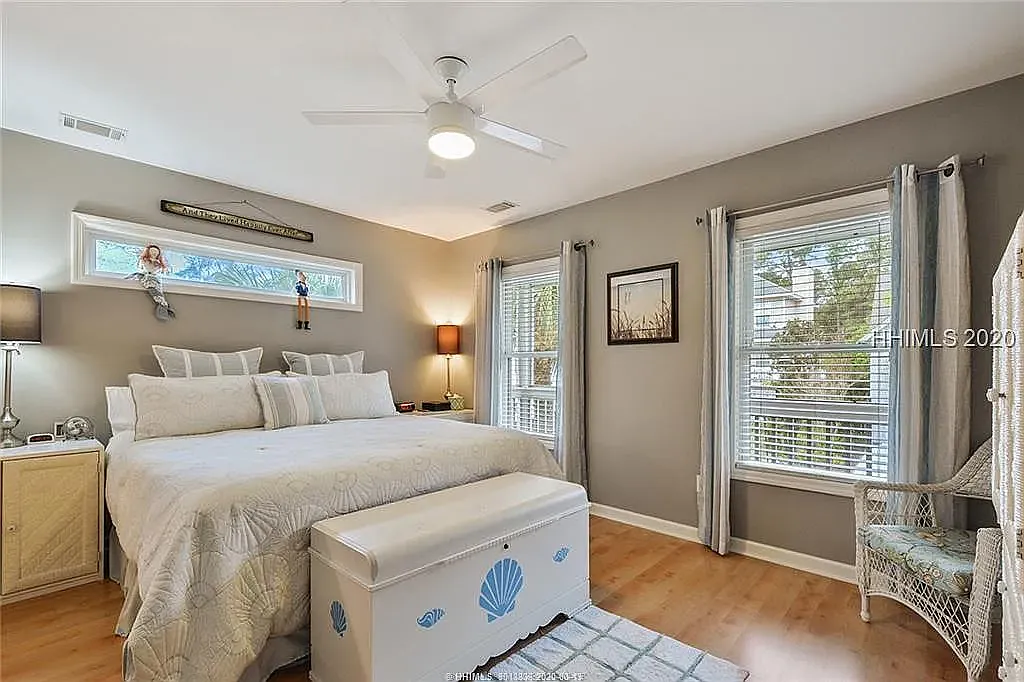 4 bed, 1718 sqft, $1,200 — Photo 2