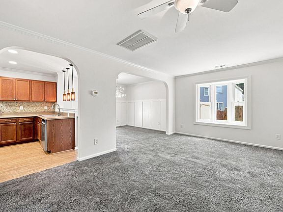 5th image of 3706 Mountain Brook Cir