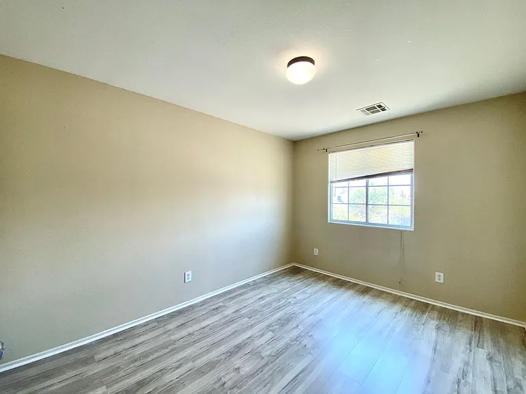 6486 W Eldorado Ln — Photo 29