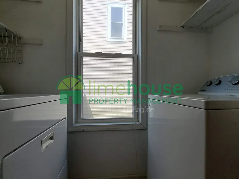 724 Carolina Ave — Photo 5