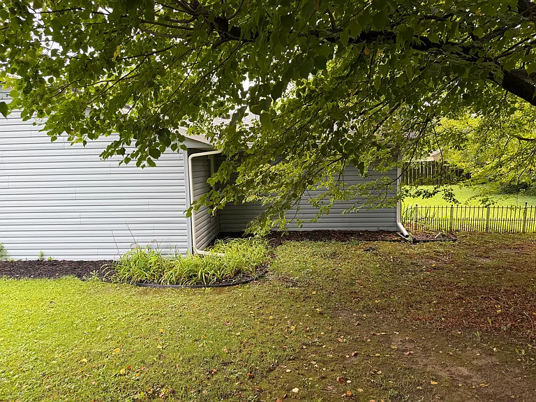 4101 W Coventry Dr — Photo 34
