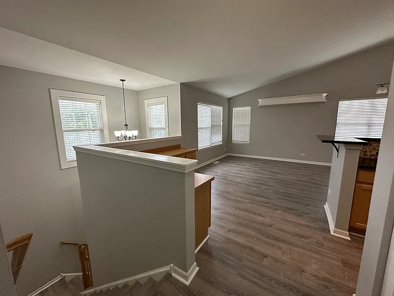 707 Genesee Dr — Photo 4