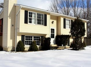 4950 Daisy Ln, Buffalo, NY 14219
