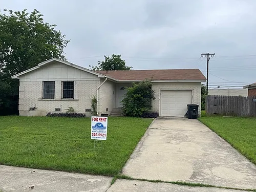 3312 Lake Travis Ave Photo 1