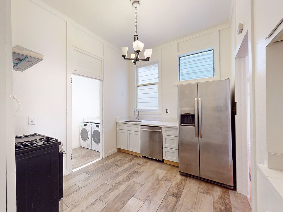 1st image of 550 Baker St #1