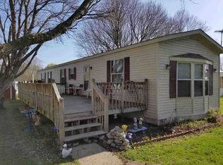 157 Dayflower Cir, Davis Junction, IL 61020