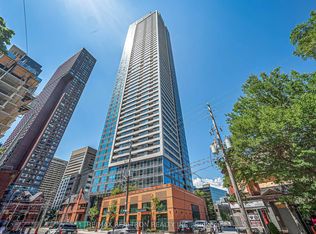 609 Sherbourne St #3201, Toronto, ON M4X 0A4