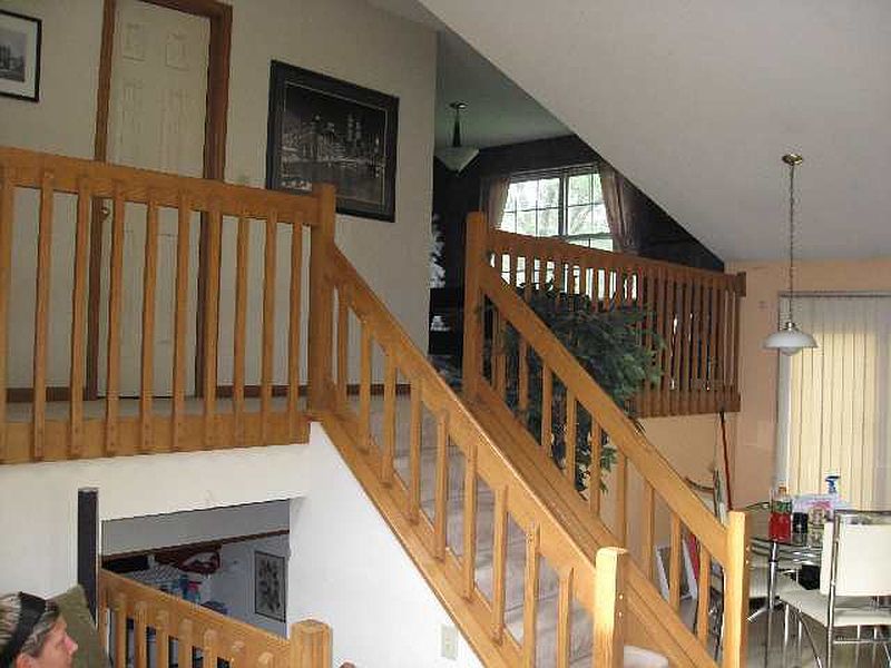 2nd image of 6 PALLISADE Court