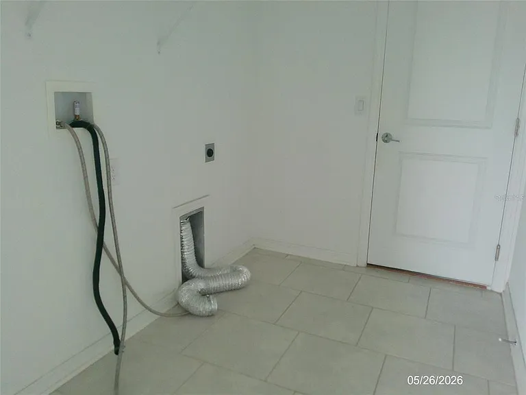 437 Singing Sands Cir — Photo 22