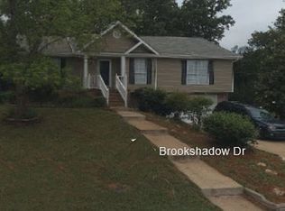 8623 Brookshadow Dr, Hixson, TN 37343