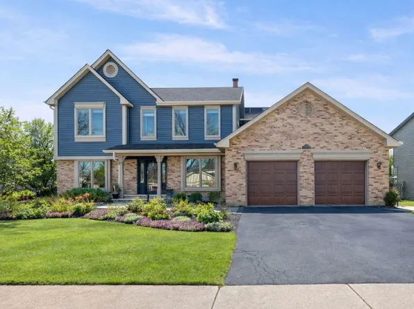 2005 N Woodland Ln, Arlington Heights, IL 60004