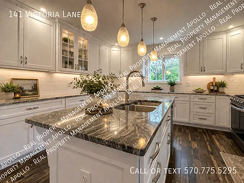 141 Victoria Ln Photo 1