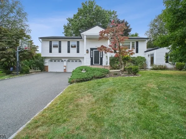 21 Laurel Ct, Verona Twp., NJ 07044