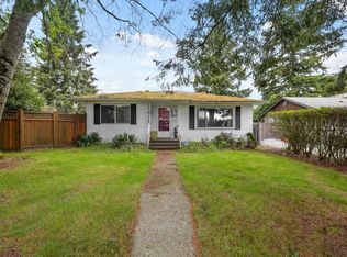 15651 Thrift Ave, White Rock, BC V4B2M3