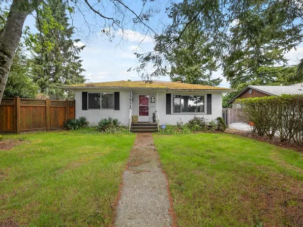 15651 Thrift Ave, White Rock, BC V4B 2M3