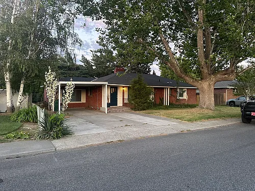 206 N Quincy St Photo 1