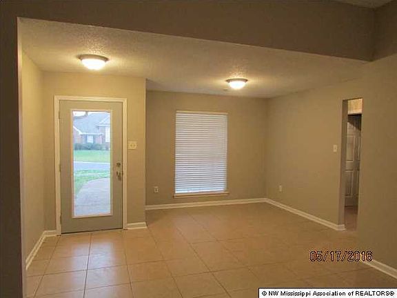 4th image of 7985 Benton Dr