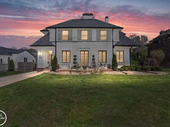 1046 Yorkshire Rd, Grosse Pointe Park, MI 48230