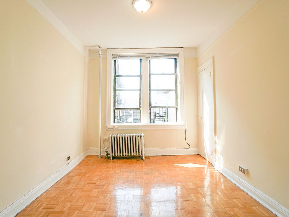 1st image of 725 9th Ave #2E