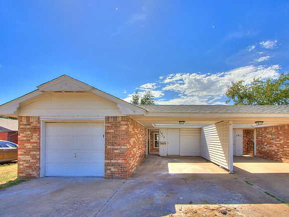 2nd image of 1913 N Moulton Ct #1