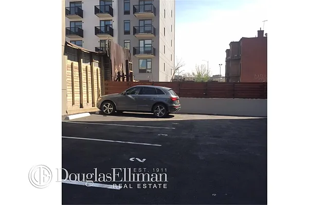 Rented by Douglas Elliman | media 33