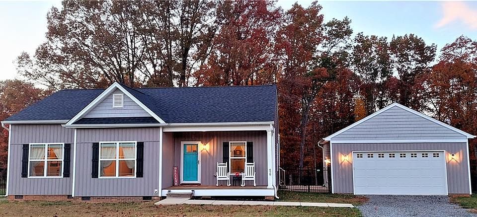 1st image of 429 Hidden Farm Dr
