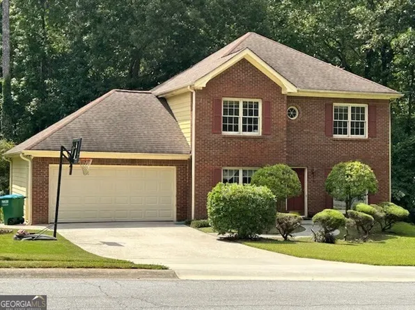 2720 Trotters Pointe Dr, Snellville, GA 30039