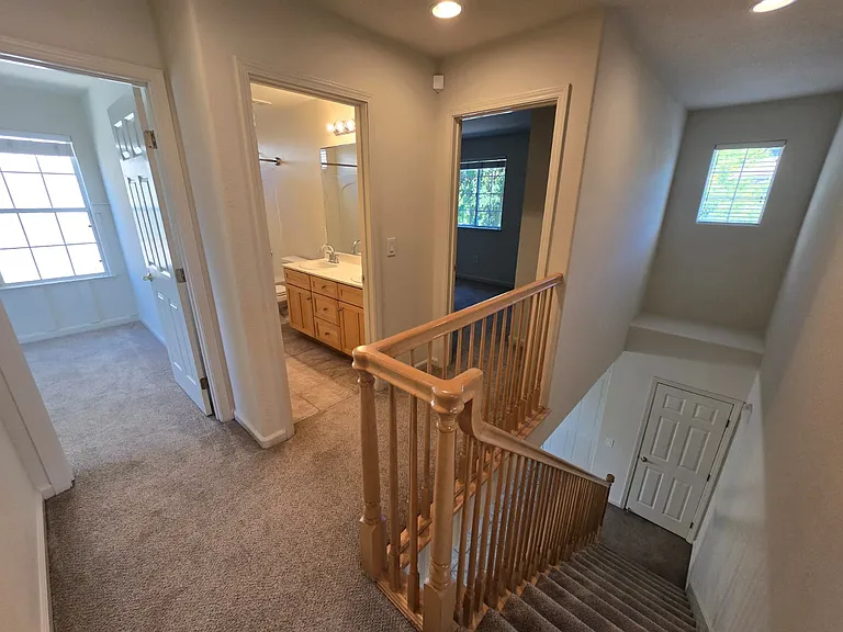 5130 Lakeshore Dr — Photo 43