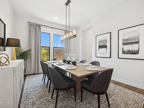 5th image of 557 E Brown Way