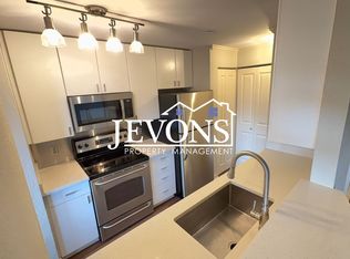 11809 100th Ave NE #B203, Kirkland, WA 98034