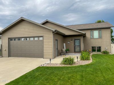 1178 7th St E, Dickinson, ND, 58601