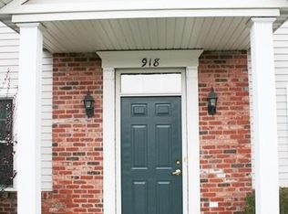 918 W Trailcreek Dr, Peoria, IL 61614