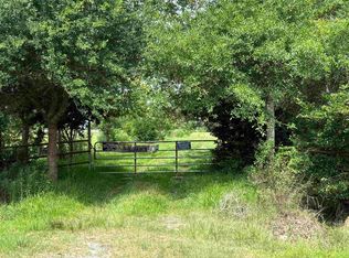 20490 Englin Rd, Winnie, TX 77665