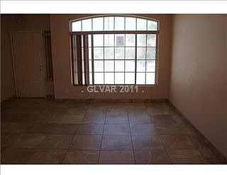 5th image of 6541 White Swan Cir