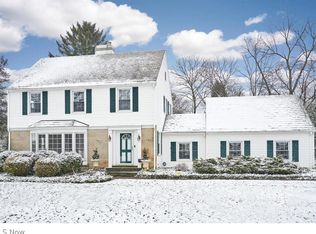 341 Overwood Rd, Akron, OH 44313