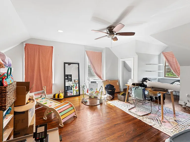 5783 Waterman Blvd — Photo 19