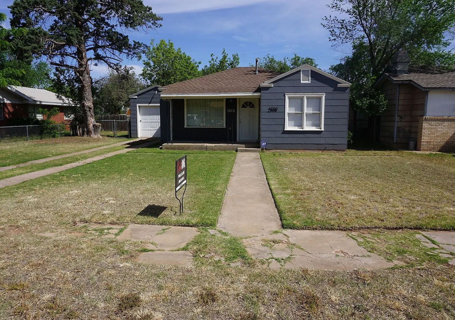 2808 37th- Updated 2/1 — Photo 1