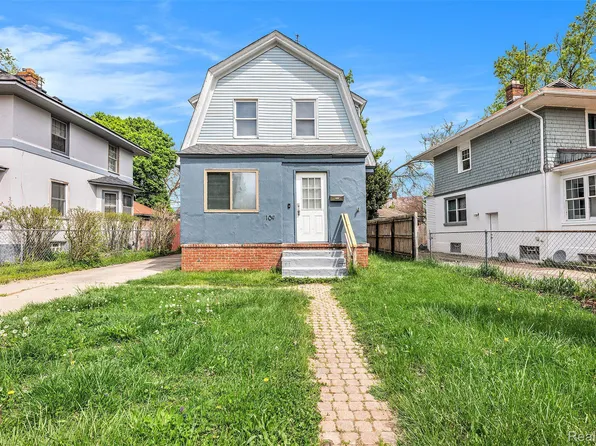109 Lewis St, Pontiac, MI 48342