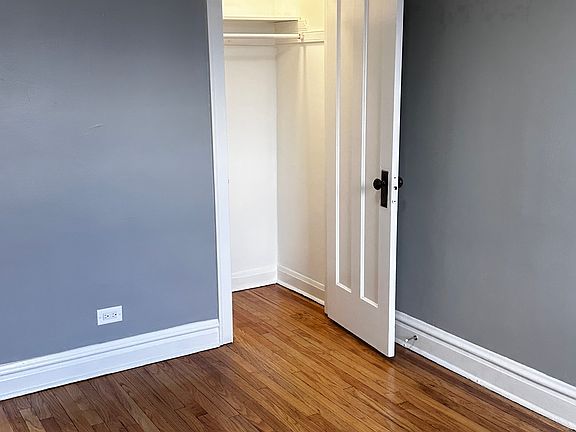 5th image of 2661 W Medill Ave APT 1